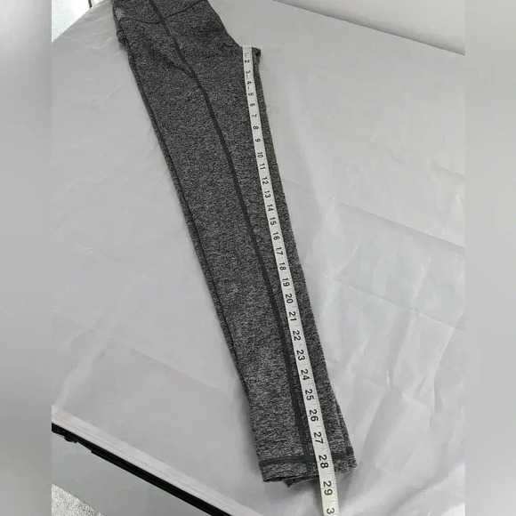 Victoria Sport Knockout Tight Womens Size XS Heathered Gray - Picture 13 of 16